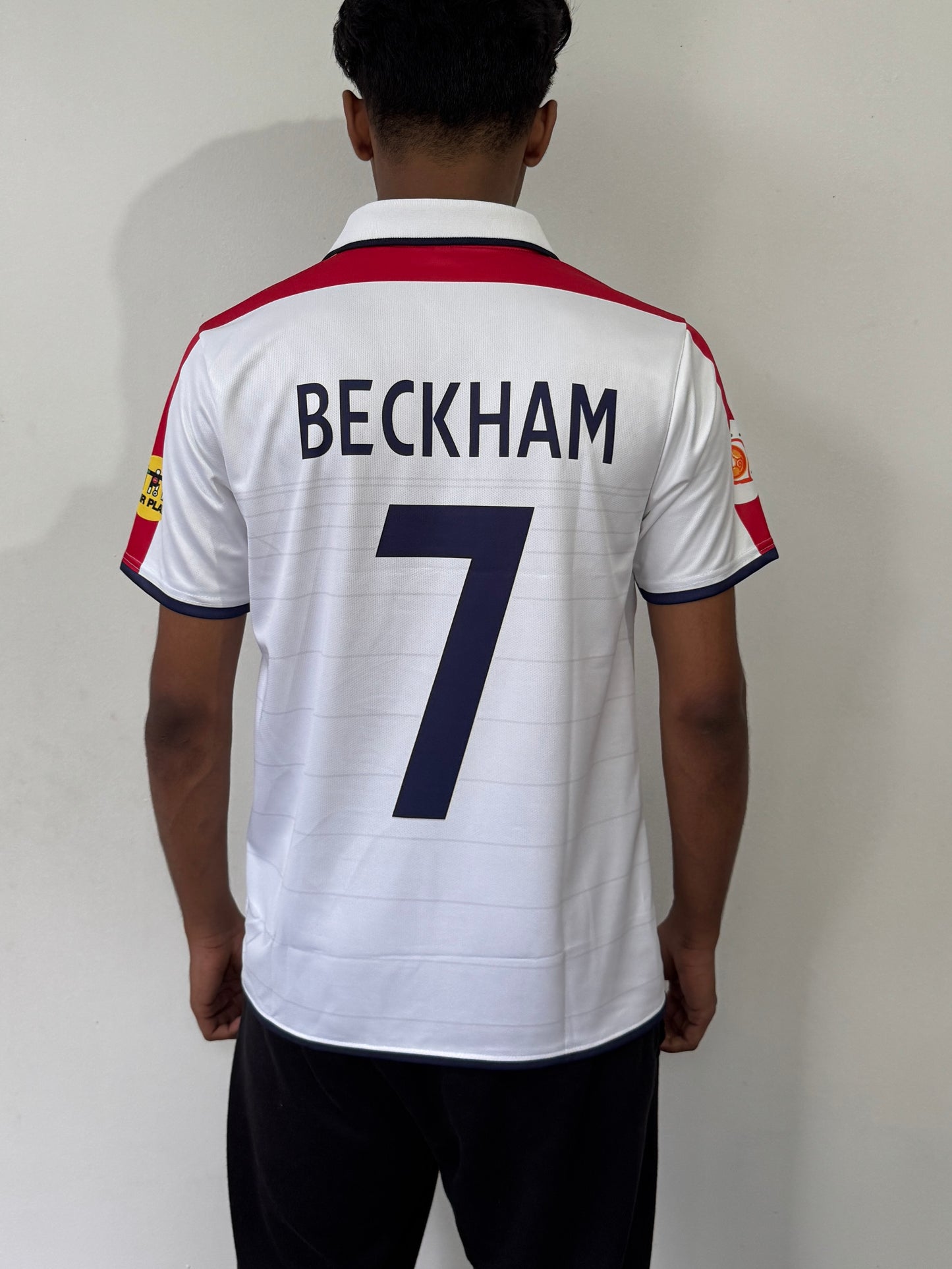 England 2004 Home jersey - Embroidery
