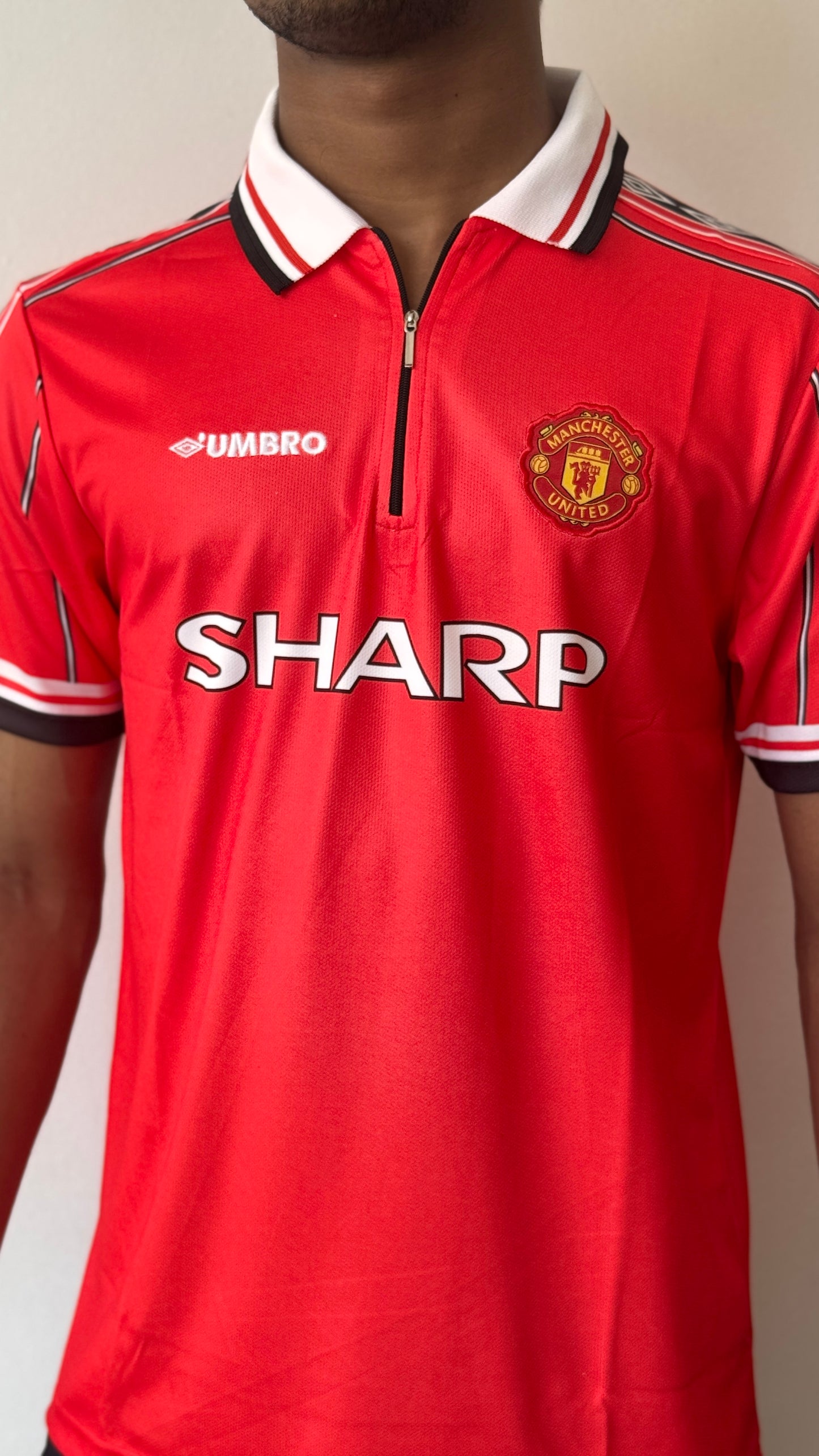 MAN UTD BECKHAM POLO (HALF SLEVEE ) ZIP -EMBROIDERY