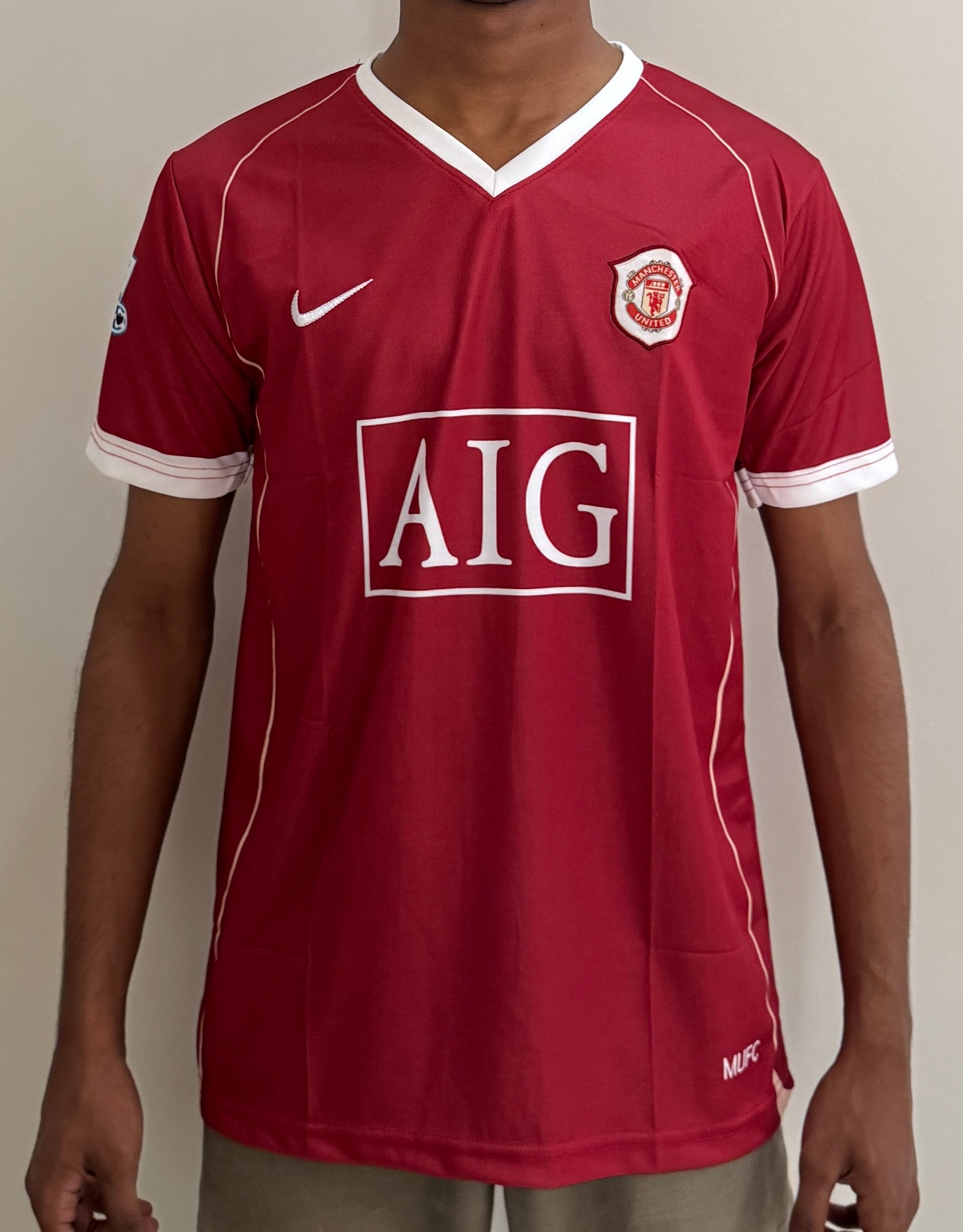 MANCHESTER UNITED 2006/07 HOME AIG HALF SLEVEE-CR7 EMBROIDERY