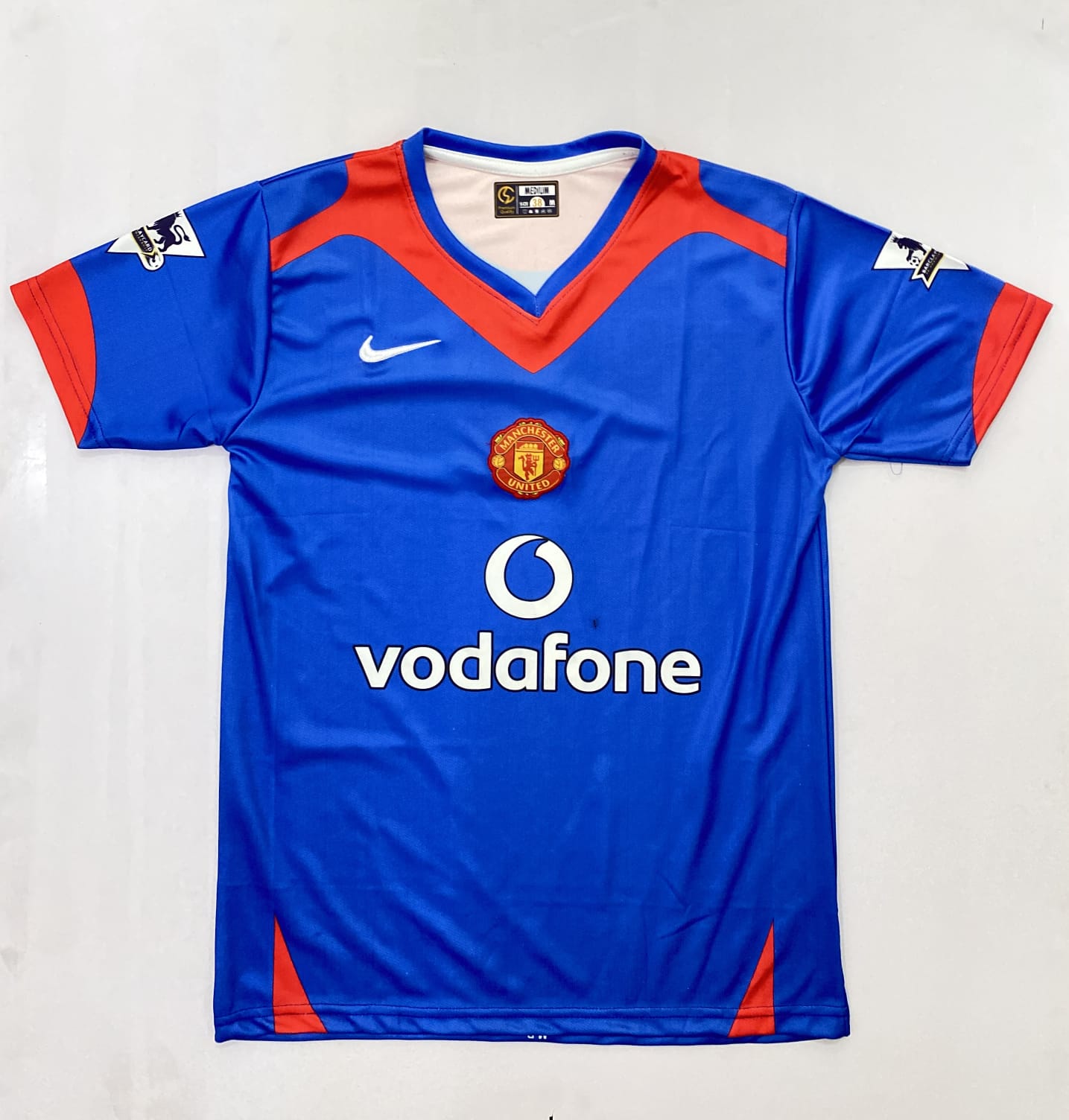 MAN  UTD 2005/06 AWAY BLUE KIT (HALF SLEVEE)-EMBROIDERY