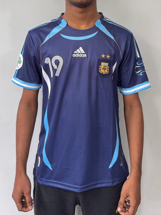 ARGENTINA 2006 AWAY MESSI19- EMBROIDERY