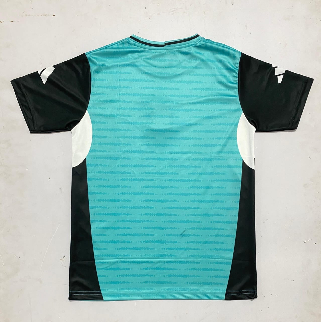 TOTTENHAM  2025/26 TRAINING KIT-EMBROIDERY