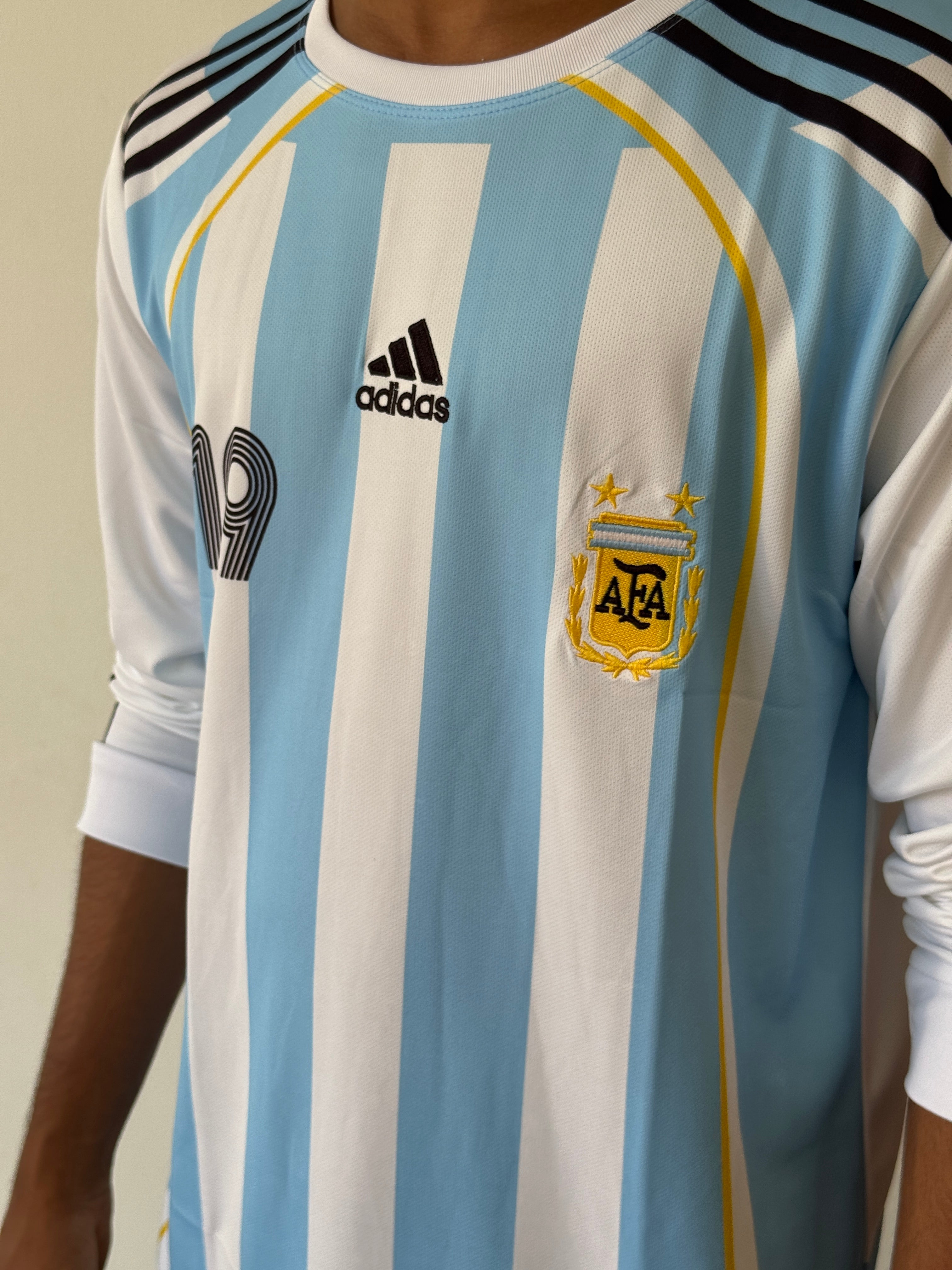 ARGENTINA 2006/07 FULL SLEVEE MESSI -EMBROIDERY