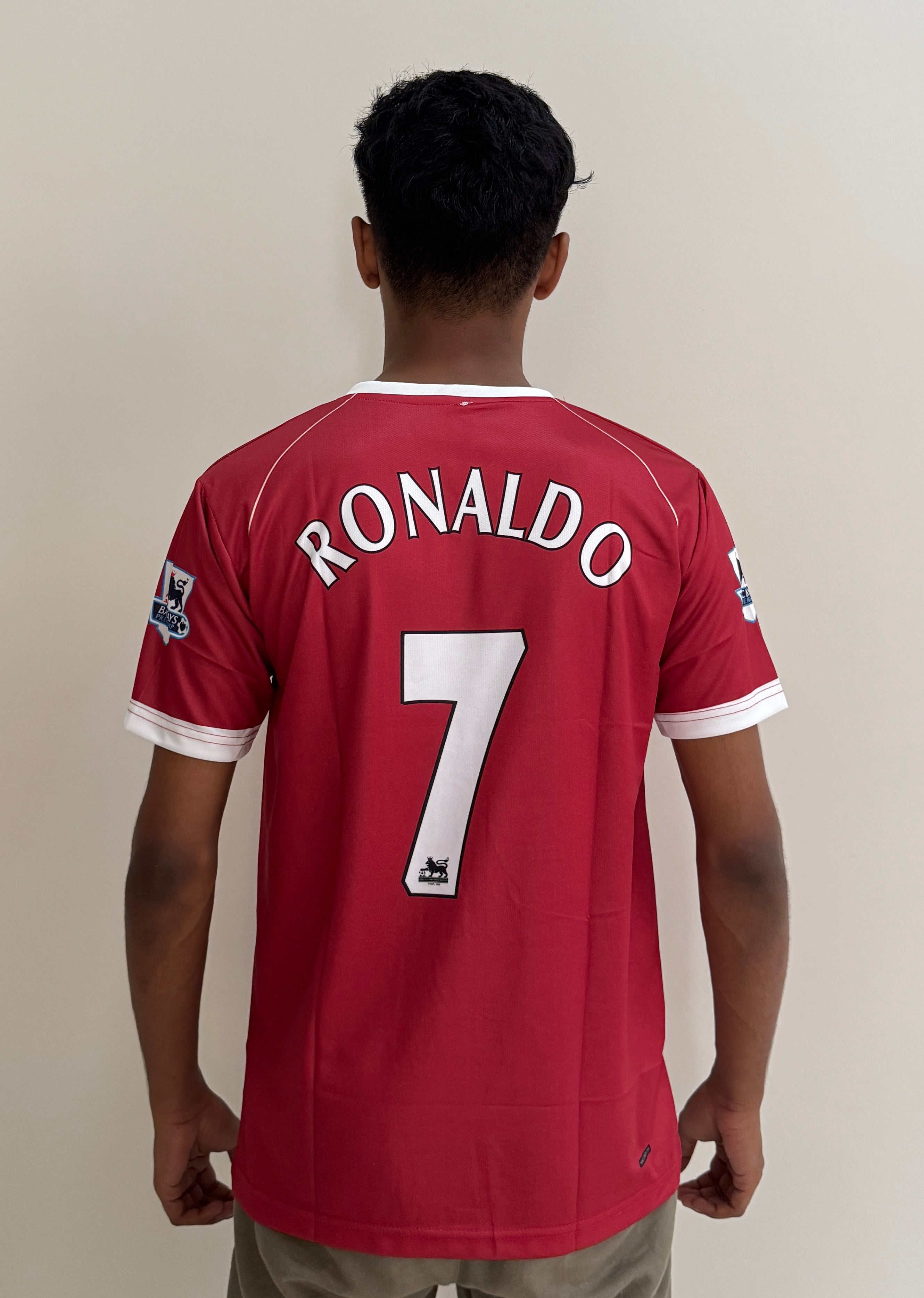 MANCHESTER UNITED 2006/07 HOME AIG HALF SLEVEE-CR7 EMBROIDERY