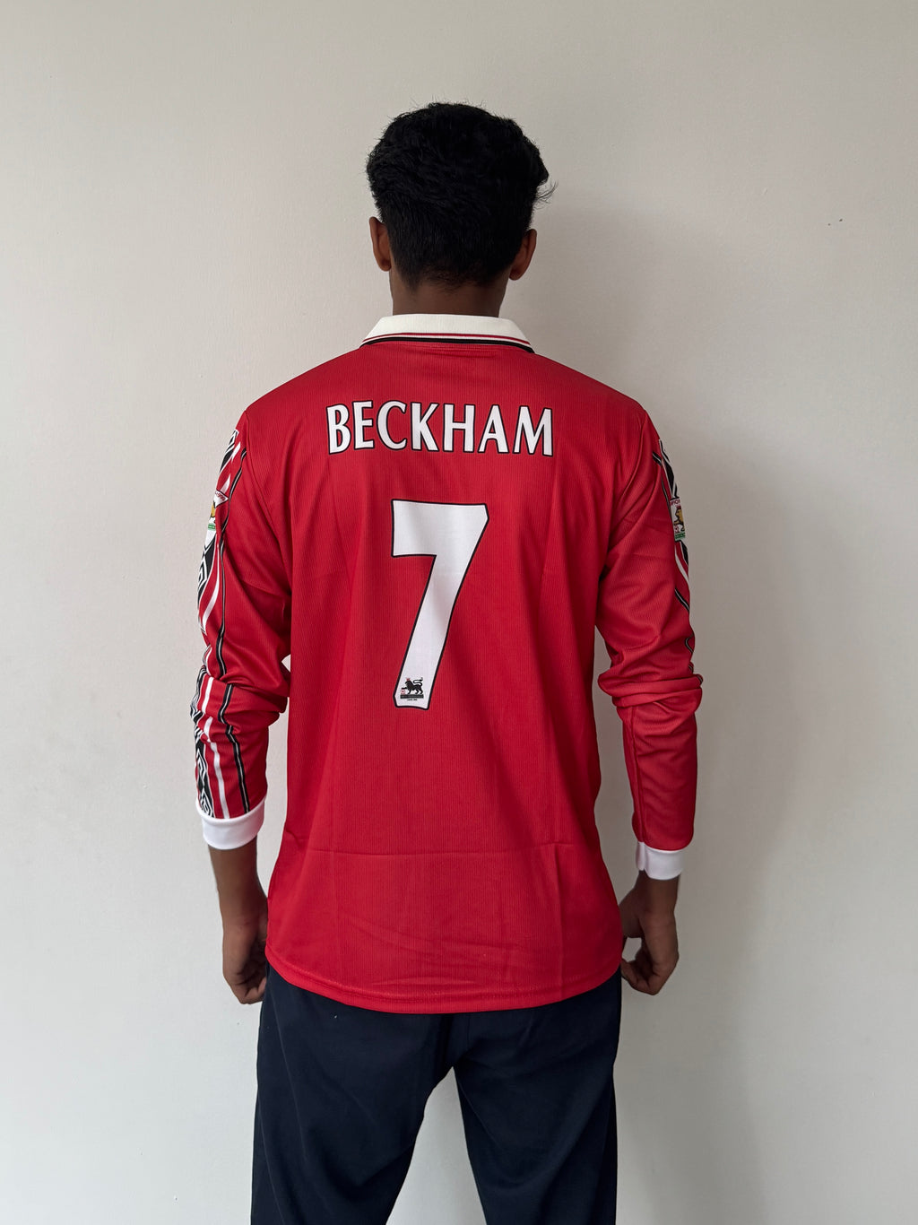 MAN UTD BECKHAM POLO FULL SLEVEE ZIP -EMBROIDERY