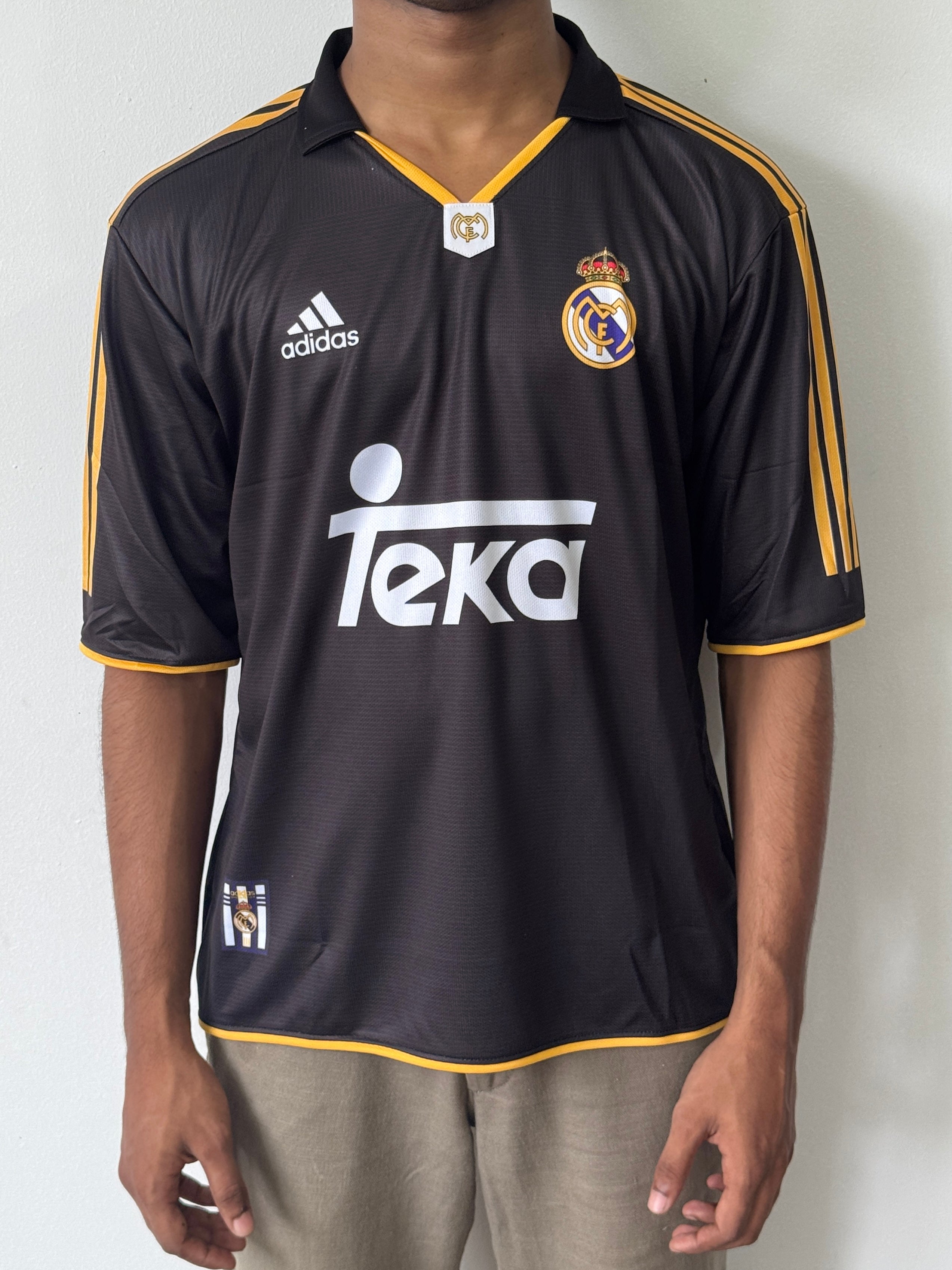 REAL MADRID 2000 AWAY FIVE SLEVEE-PRINTED