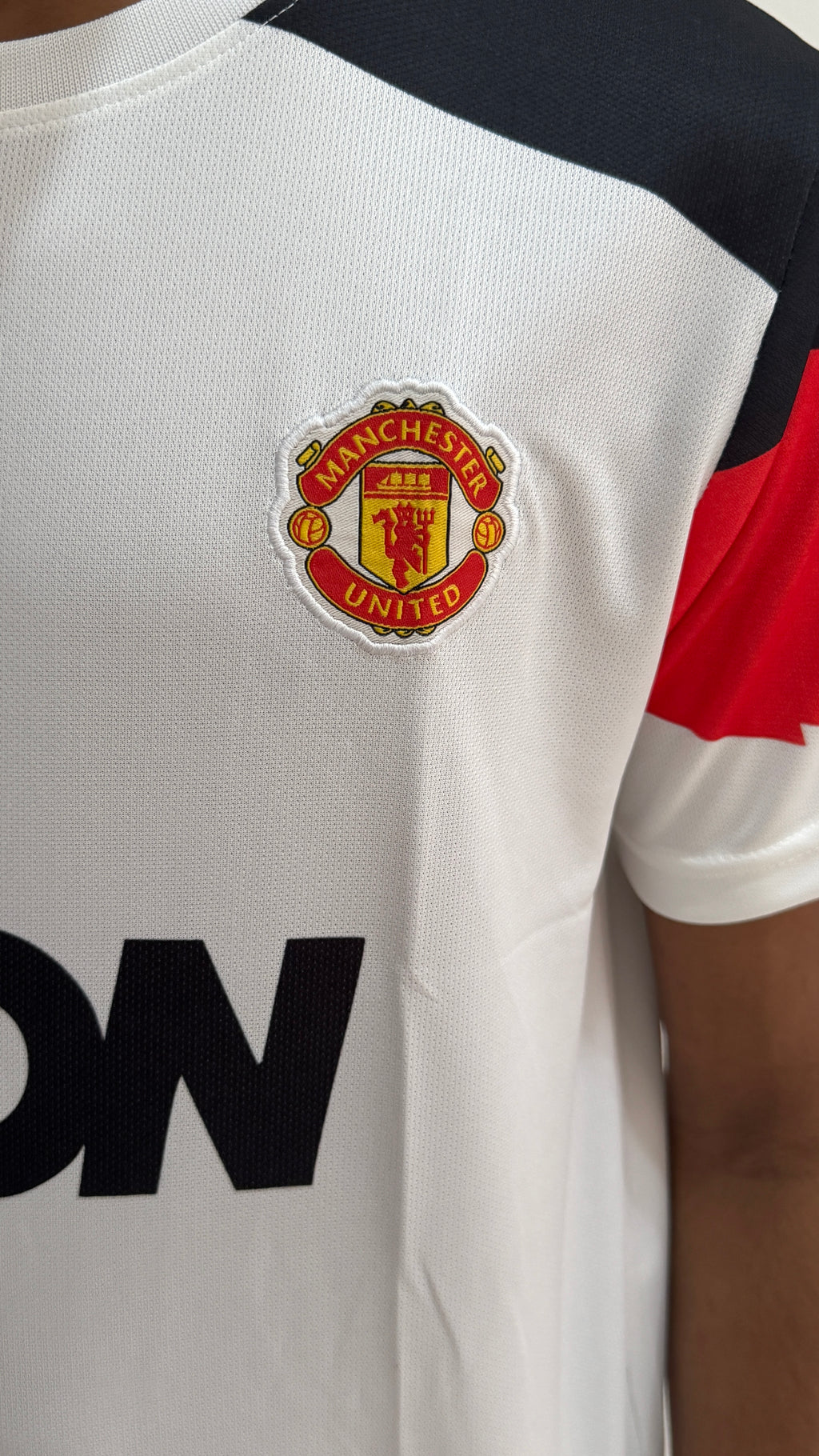 MAN UTD WHITE ROONEY -EMBROIDERY