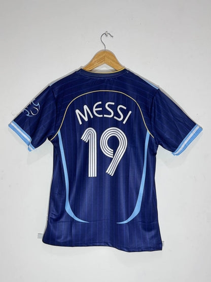 ARGENTINA AWAY MESSI-19