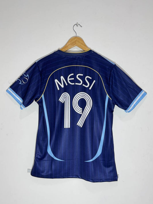 ARGENTINA AWAY MESSI-19