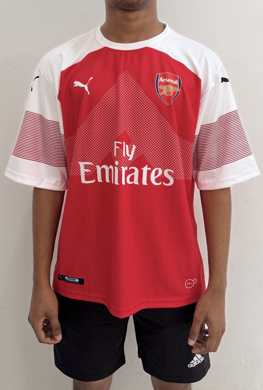 ARSENAL OZIL FIVE SLEEVE